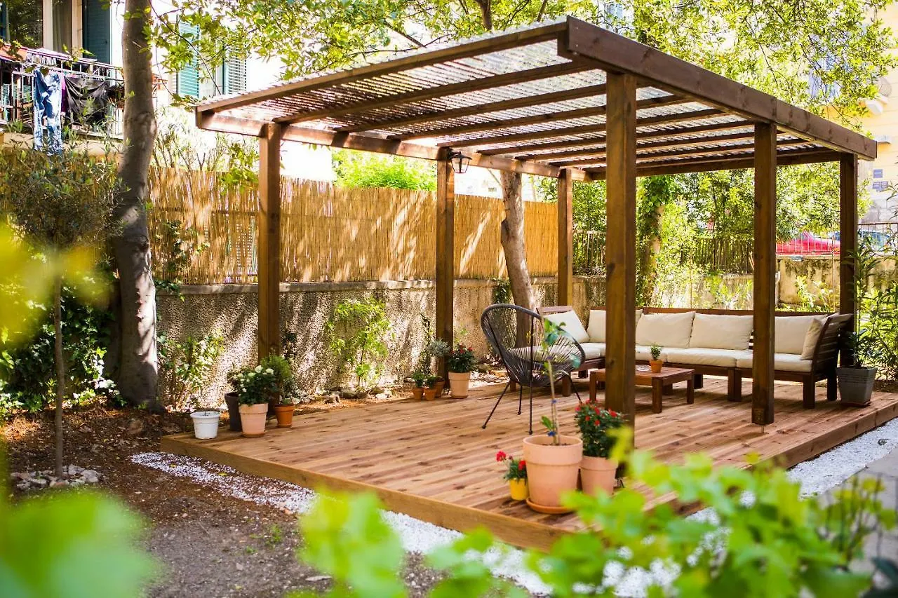 Luxurious Apartment With Private Garden Split 0*,